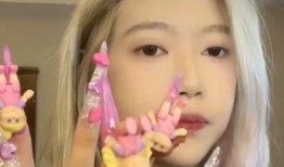 今日吃瓜网红是谁呀视频,揭秘“吃瓜网红”背后的故事